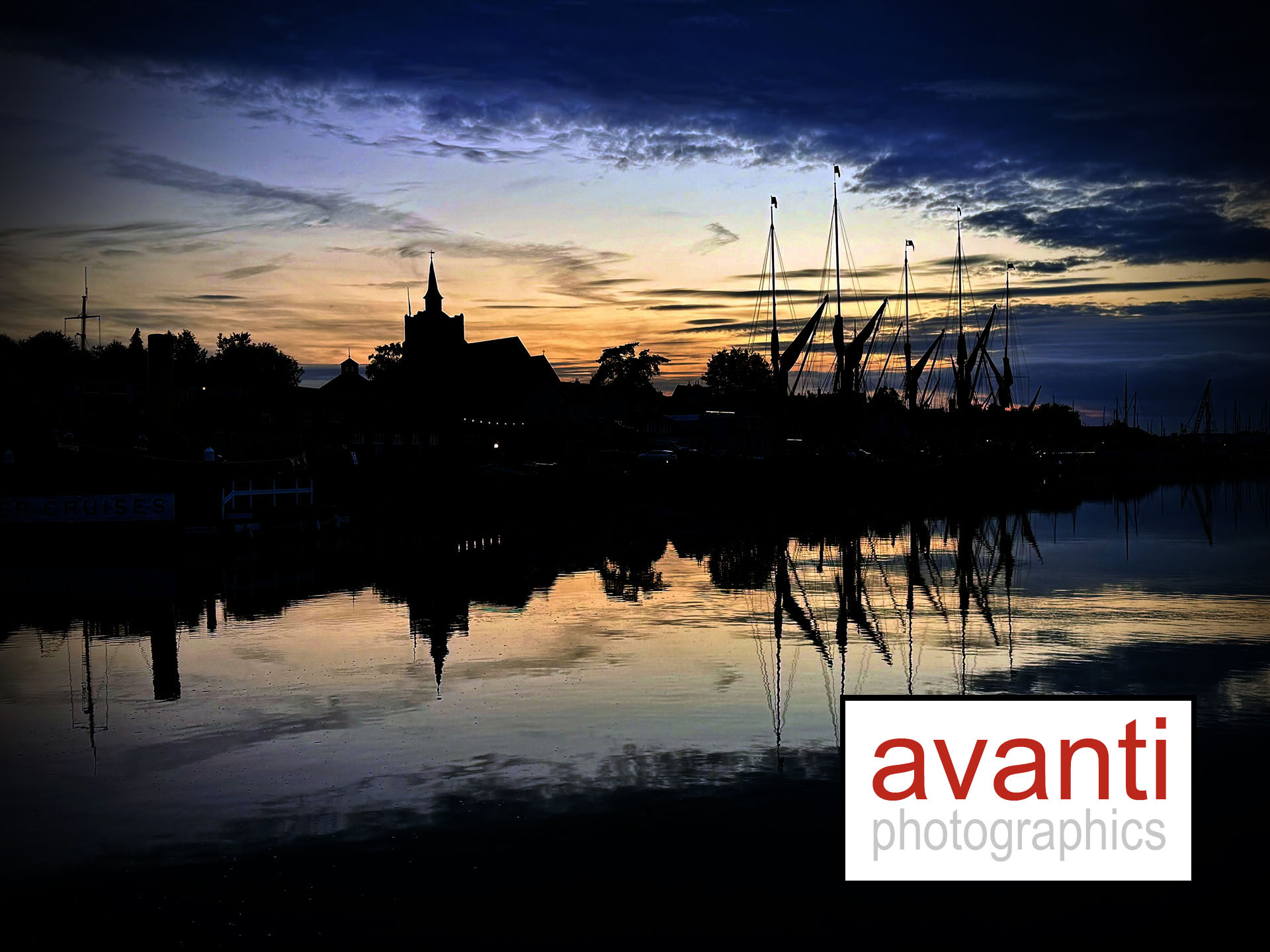 Buy Sailboat Photography and Sailing view photos as Mounted or Framed Pictures – Dusk Costal view – Avanti Photographics Maldon Maldon Picture Gift | Sailing Photo | Reflections at Dusk